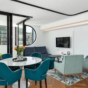 Luxurious Penthouse Centre Stunning Views Cape Town